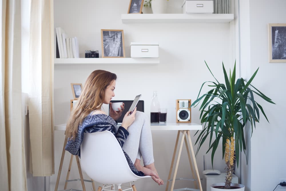 <strong>Register with us</strong>