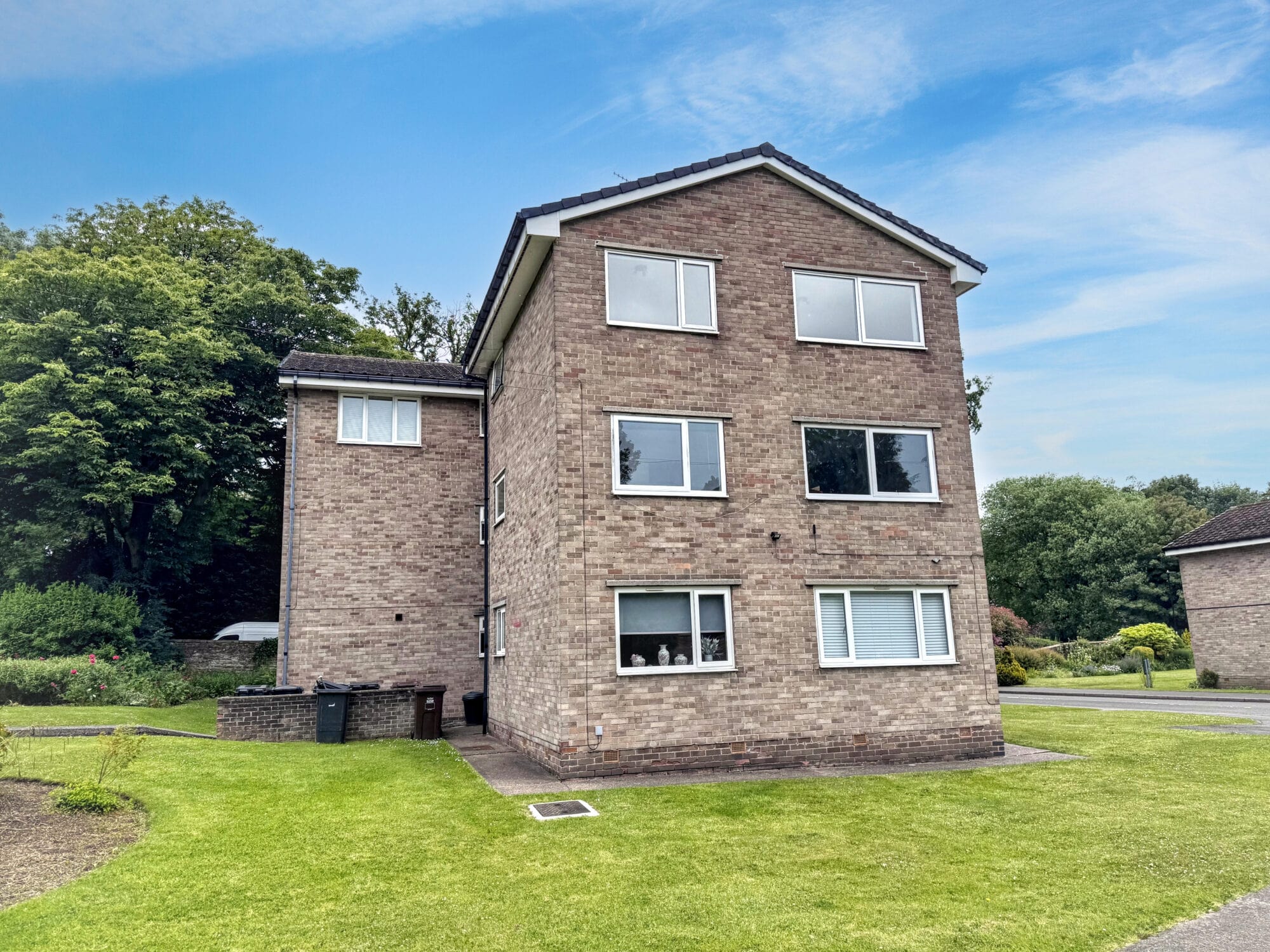 School Lane Close, Sheffield, S8